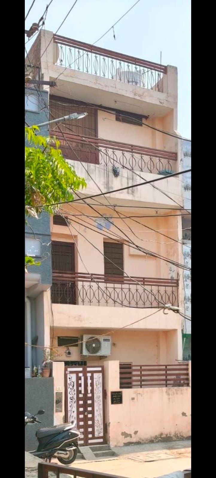 Plot 13*26 Madhyam marg rajat path mansarovar