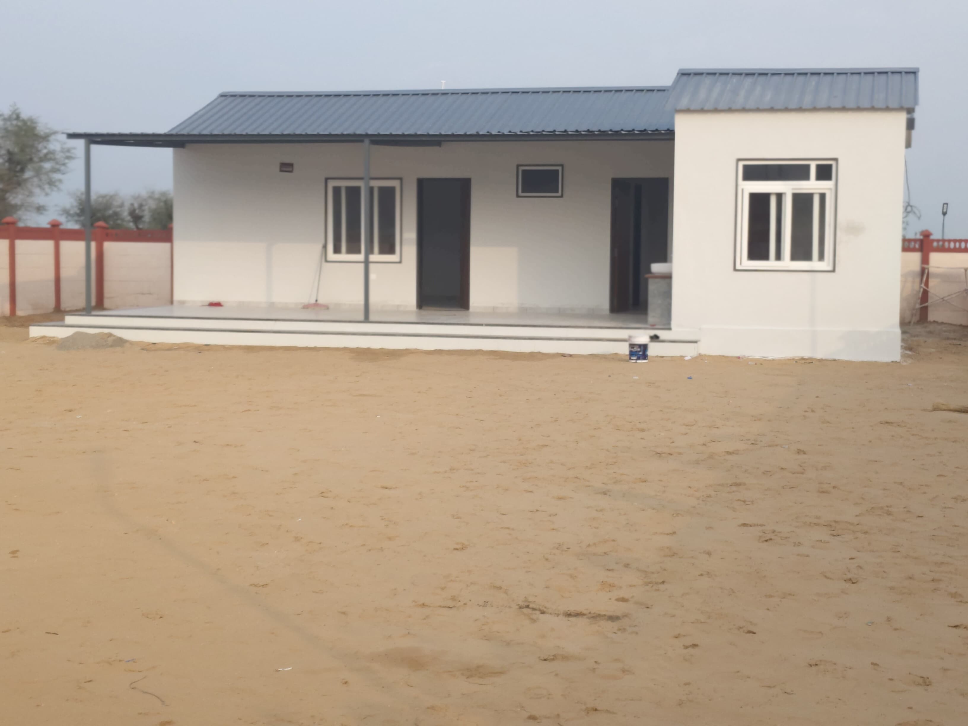 Mokhampura bichoon 700 gaj farm house 200 feet road